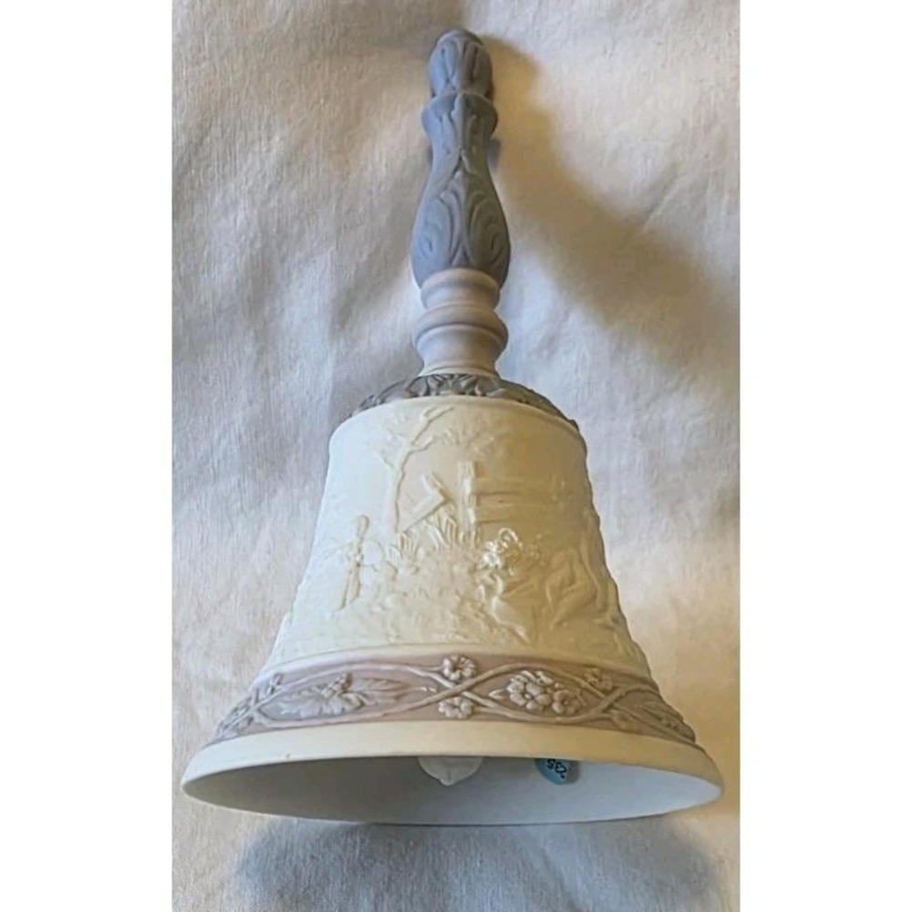 Lladro‎ Eternal Love Bell #17542 Limited Edition 1994 W BOX LARGE